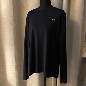Under Armour Women's Midnight Black Long Sleeve Tee